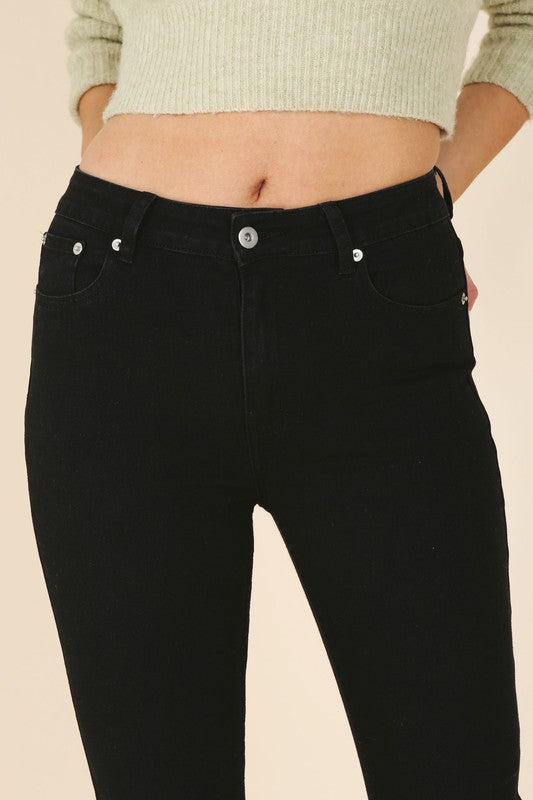 
                  
                    Easen Black Skinny jeans
                  
                