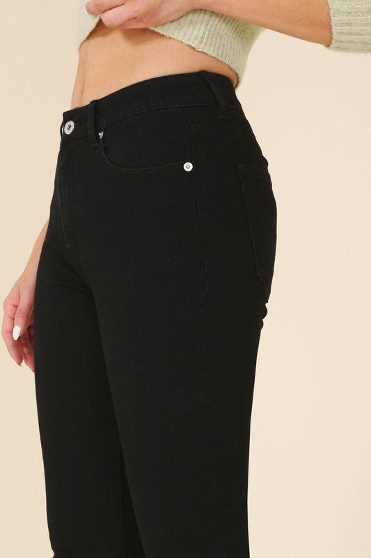 
                  
                    Easen Black Skinny jeans
                  
                